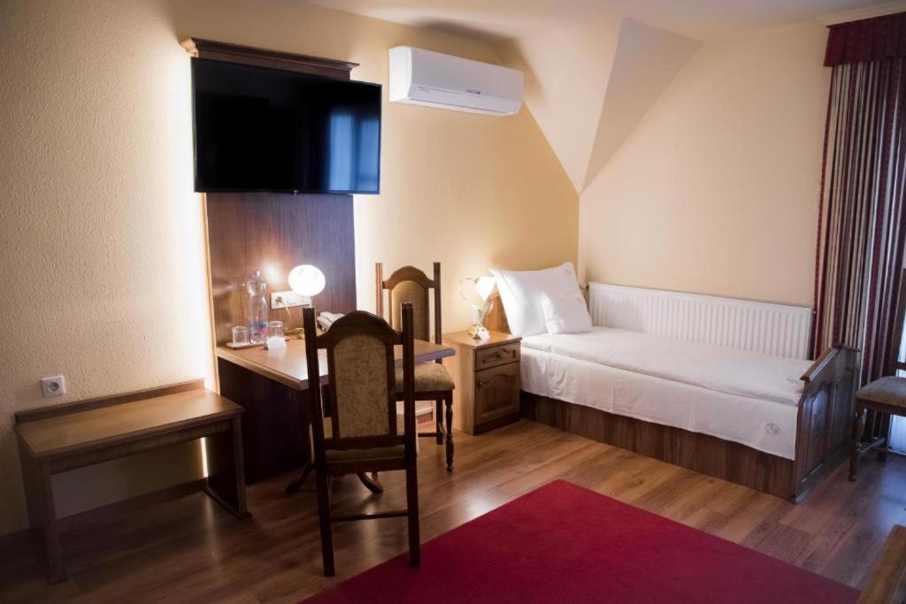 Vinum Hotel Kiskoros Rom bilde